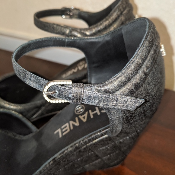 CHANEL wedges - Picture 2 of 6